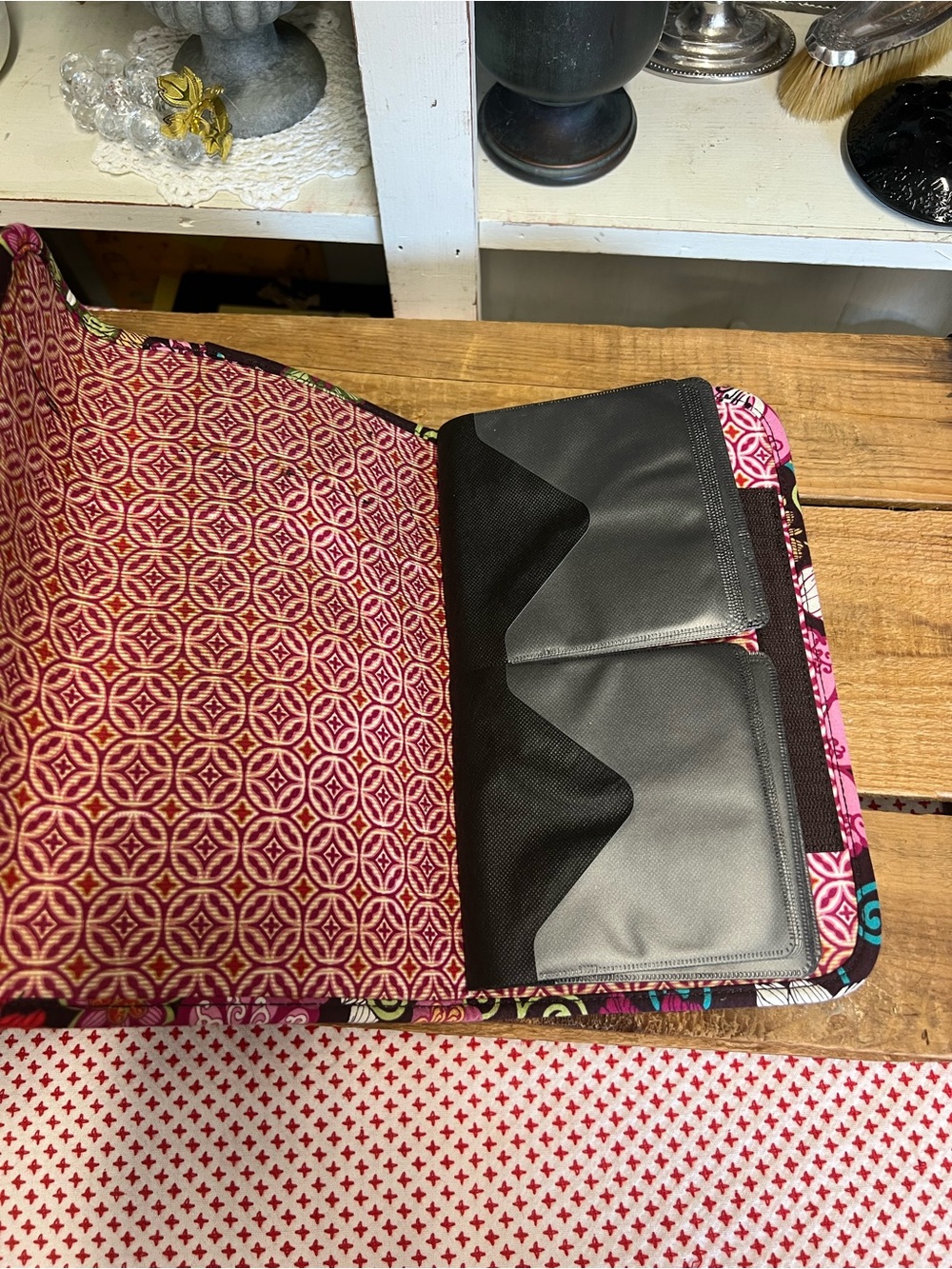 Vera bradley quilted CD holder brown pink mod floral